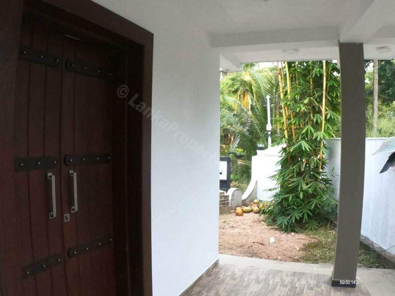 Villa for sale in Galle