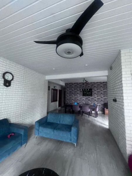 Living Room - 13 Perches Unfurnished House for Sale HL53341