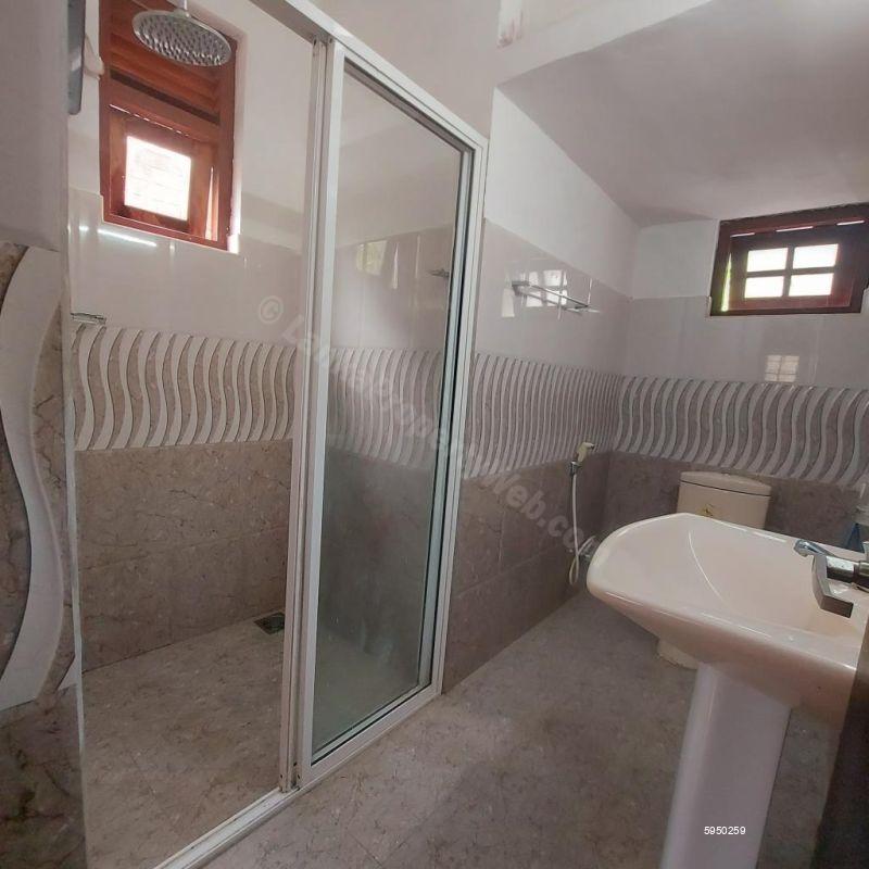 House for sale in Athurugiriya