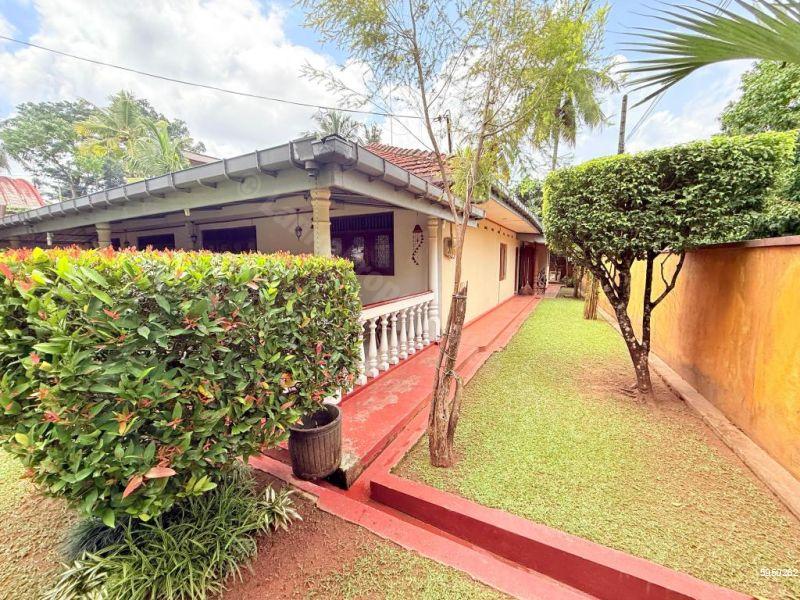 House for sale in Malabe