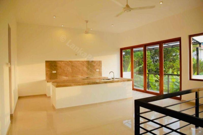 House for rent in Mount Lavinia