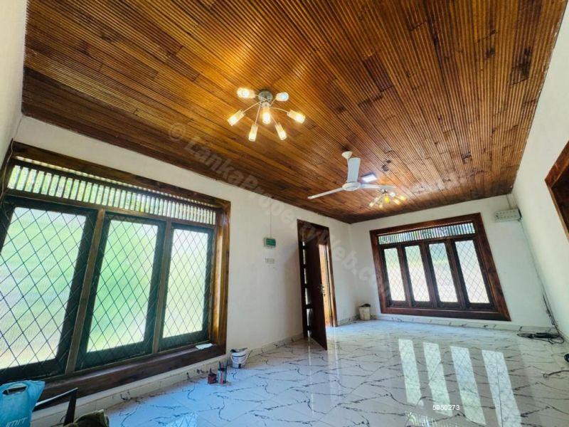 Bedroom - House for rent in Dehiwala