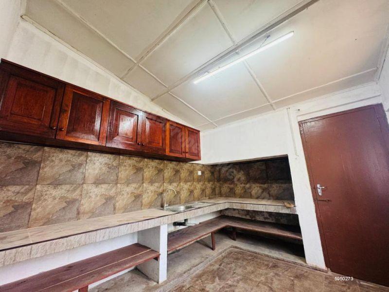 Kitchen - House for rent in Dehiwala