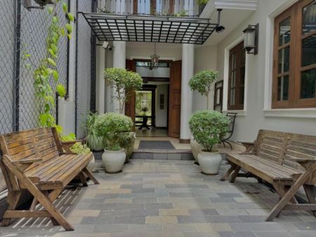 Exterior - (NR711) Luxury House Rent in Colombo 05