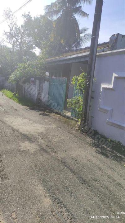 House for sale in Nugegoda