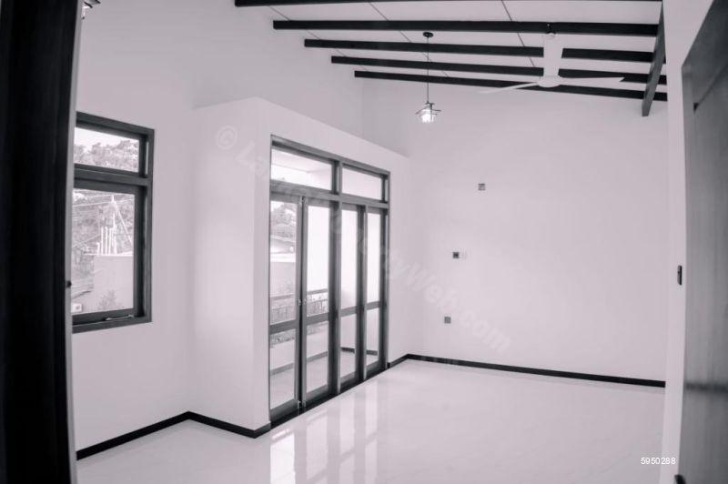 House for sale in Piliyandala