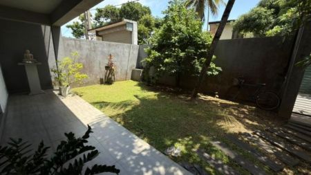 Exterior - (DH1306) Luxury Two Story House for Sale in Moratuwa