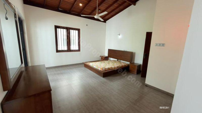 House for sale in Moratuwa