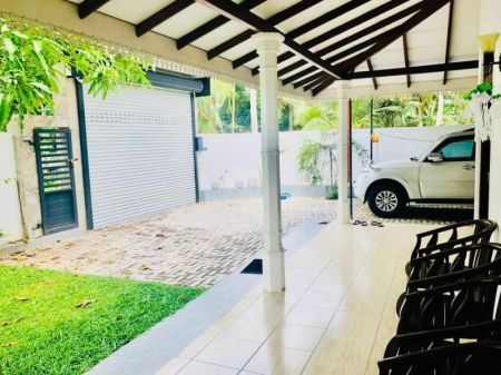 Exterior - (KH275) House for Sale in Minuwangoda