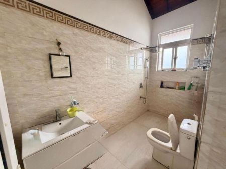 Bathroom - (SH1588) Luxury Furnished House for Sale in Jayanthipura, Battaramulla