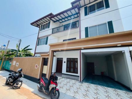 Exterior - (RR696) Two Storey House for Rent in Piliyandala