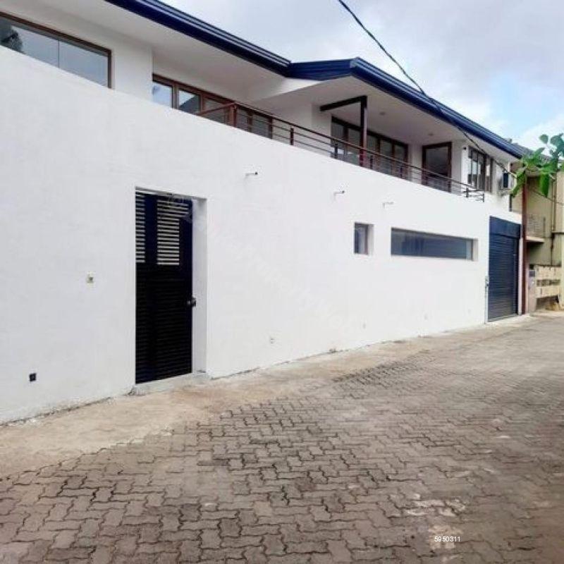 House for sale in Nugegoda