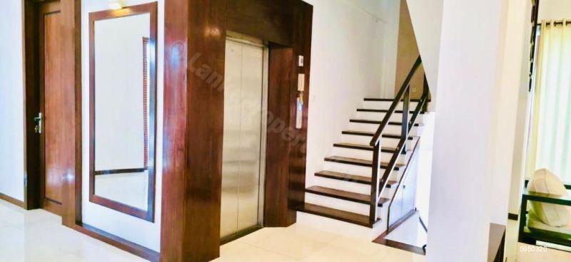 House for sale in Dehiwala