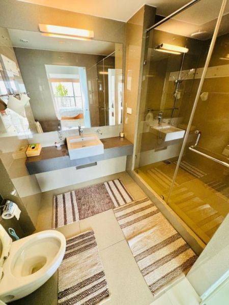 Bathroom - 3 Bedroom Apartment for Sale at Rajagiriya