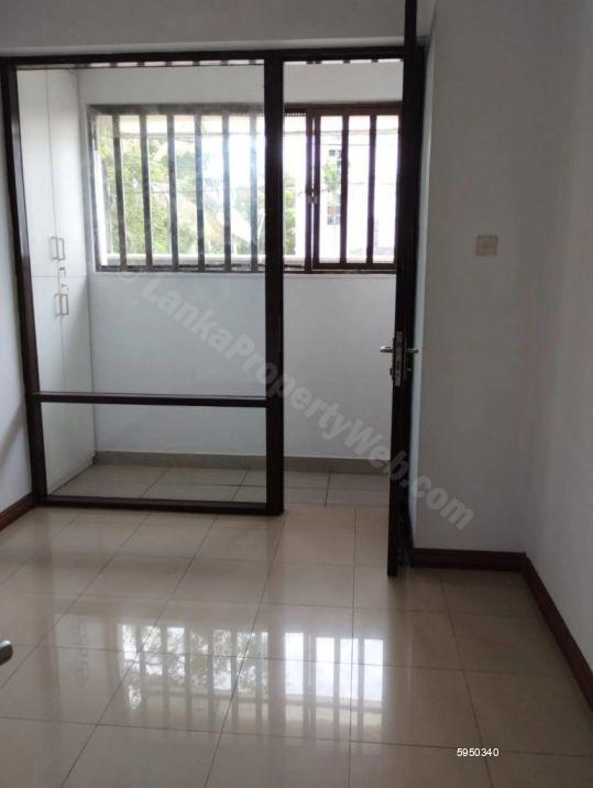 Apartment for sale in Boralesgamuwa