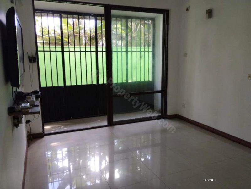 Apartment for sale in Boralesgamuwa