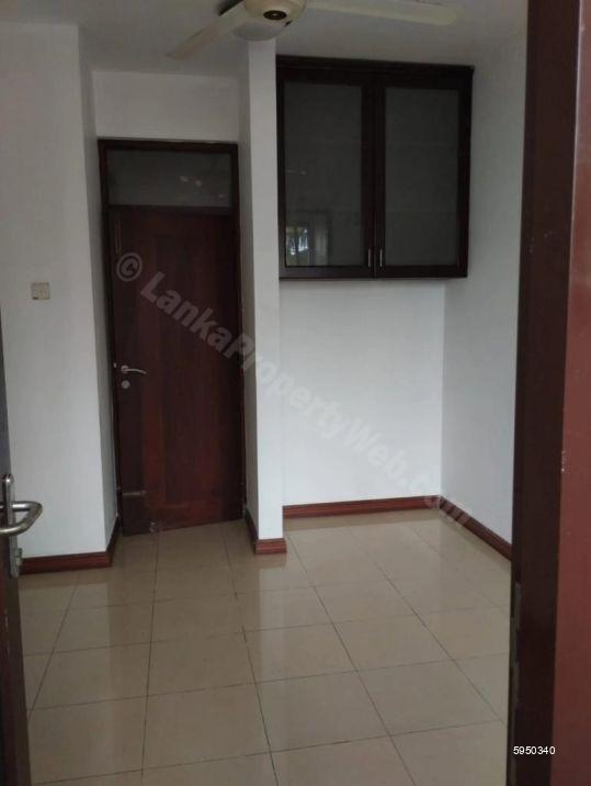 Apartment for sale in Boralesgamuwa