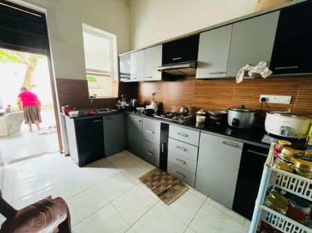 Kitchen - Luxury Fully Furnished Residence For Sale In Mirihana