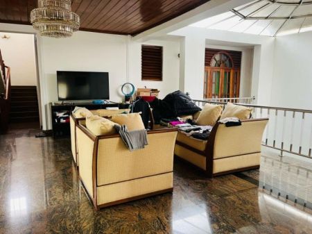 Living Room - Luxury Fully Furnished Residence For Sale In Mirihana