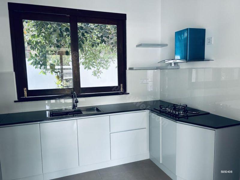 House for sale in Gampaha