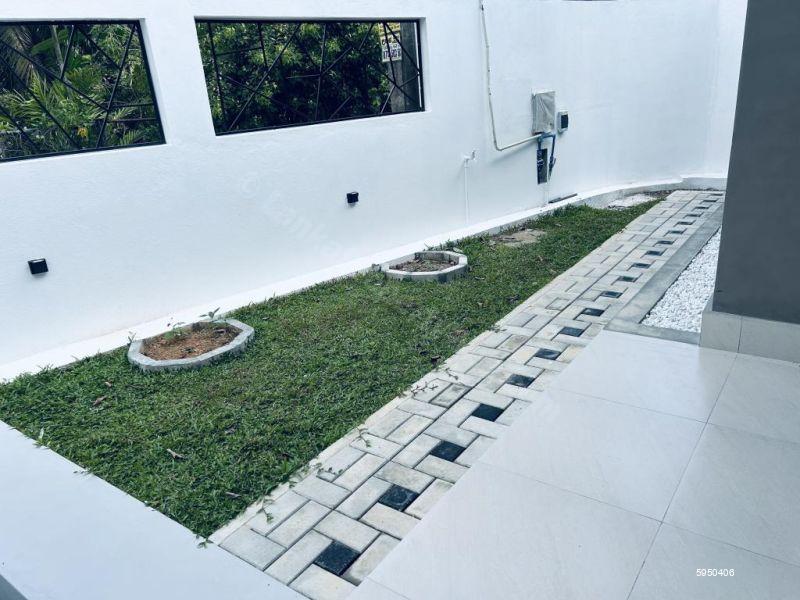 House for sale in Gampaha