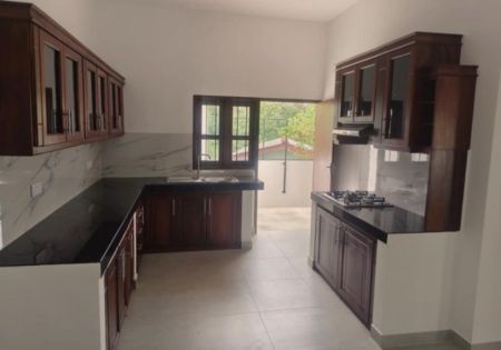 Kitchen - Beautifully Renovated Single-story Home For Sale – Dampe, Piliyandala