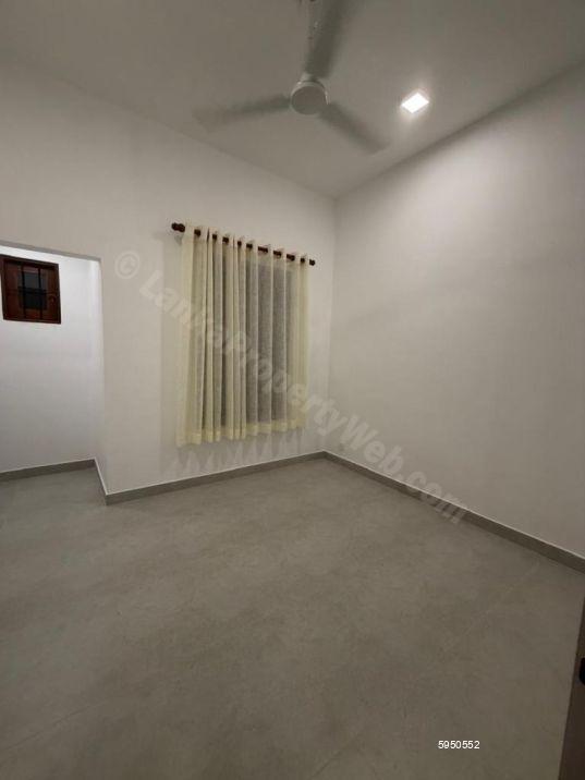 Airy Beadrooms - House for sale in Dampe