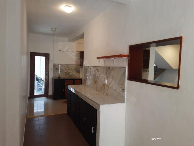 Kitchen - House for rent in Kohuwala