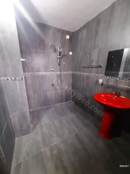 Bathroom - House for rent in Kohuwala