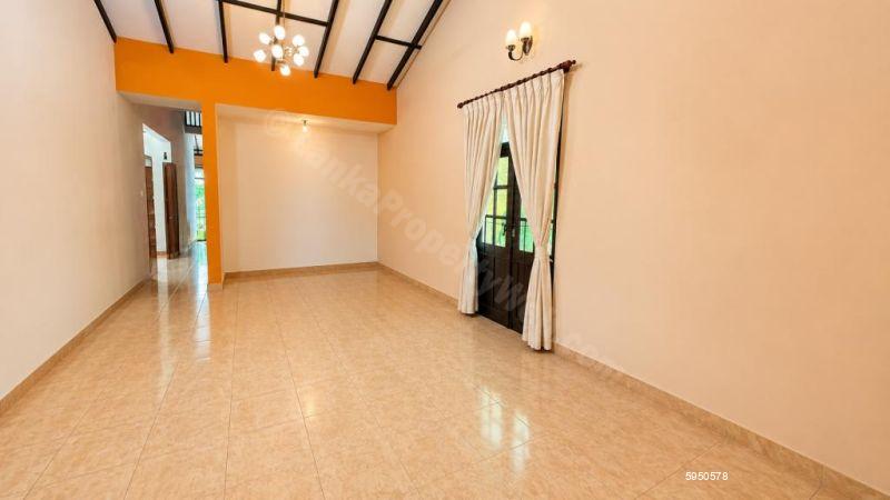 House for sale in Nugegoda