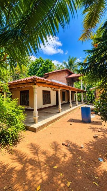 Exterior - House for Sale in Medirigiriya (SSPH-446)