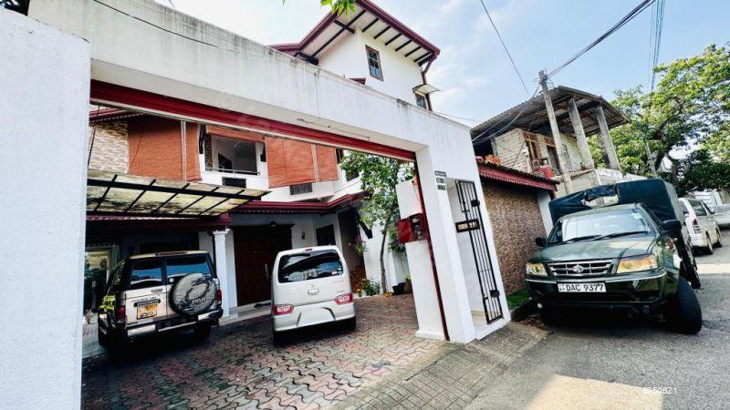 Exterior - House for rent in Rajagiriya