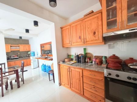 Kitchen - (SH1504) Three Storey House for Sale in Robert Gunarardhana road Battaramulla