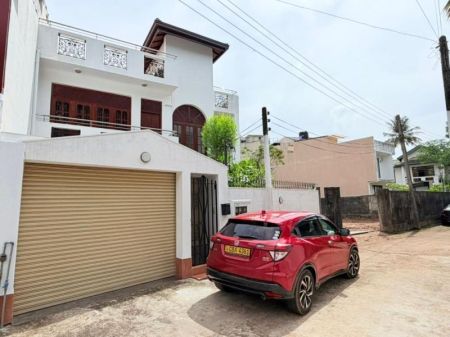 Exterior - (SR1575) Luxury Furnished 4 Bedroom House for Rent in Pelawatte, Battaramulla