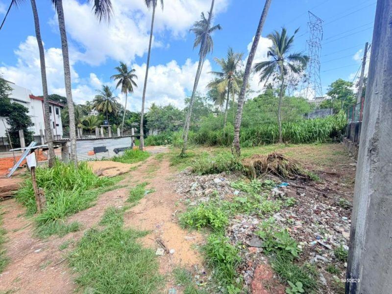 Bare Land for sale in Battaramulla