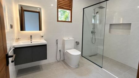 Bathroom - (DH1382) Brand New Three Storey House for Sale in Kahathuduwa