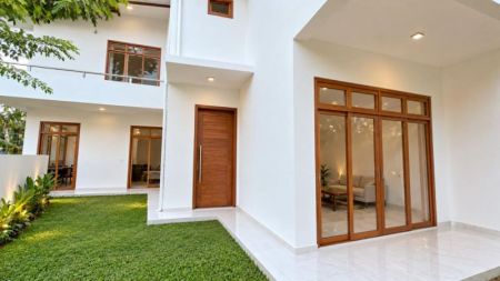 Exterior - (DH1382) Brand New Three Storey House for Sale in Kahathuduwa