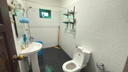 Bathroom - (DH1069) Two Storey House for Sale in Kalubowila, Colombo 06