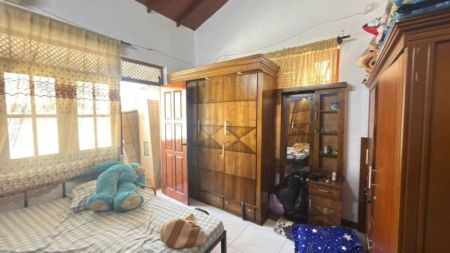 Living Room - (DH1069) Two Storey House for Sale in Kalubowila, Colombo 06