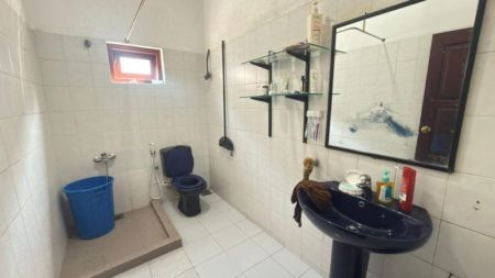 Bathroom - (DH1069) Two Storey House for Sale in Kalubowila, Colombo 06