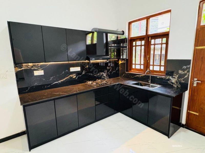 Kitchen - House for rent in Homagama