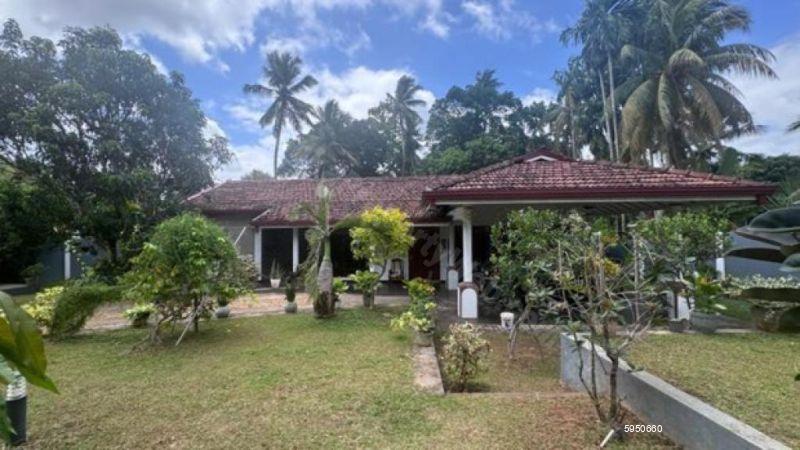 House for sale in Negombo