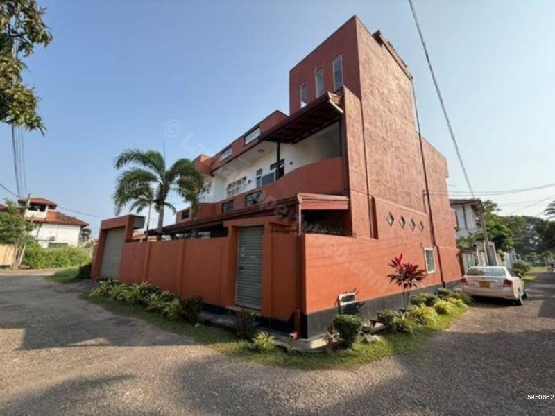 House for sale in Negombo