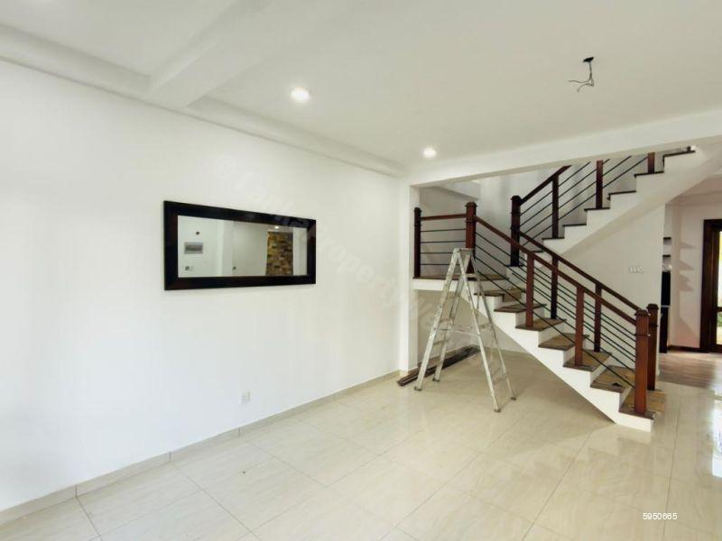 House for sale in Thalawathugoda