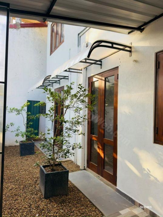 House for sale in Thalawathugoda