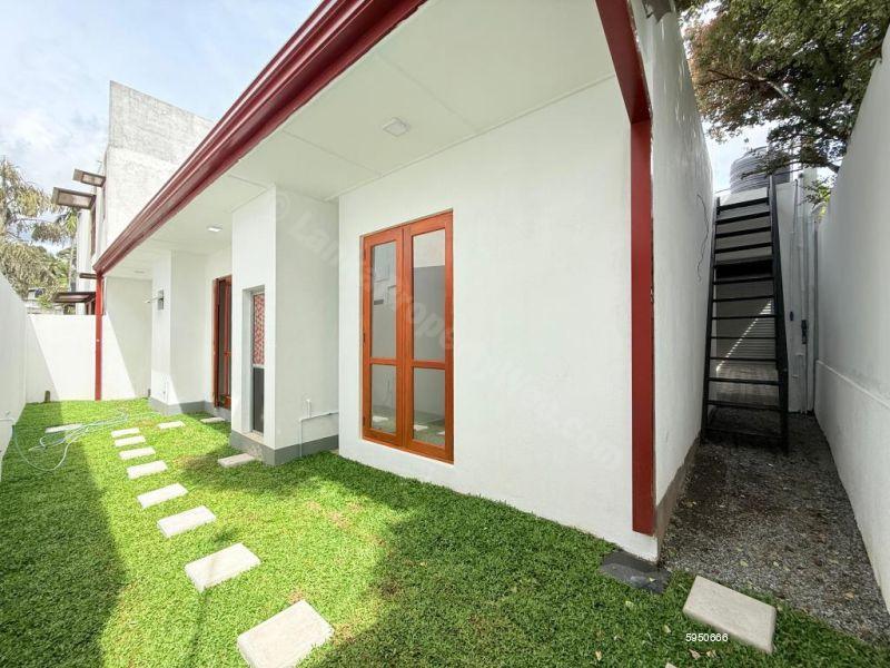 House for sale in Malabe