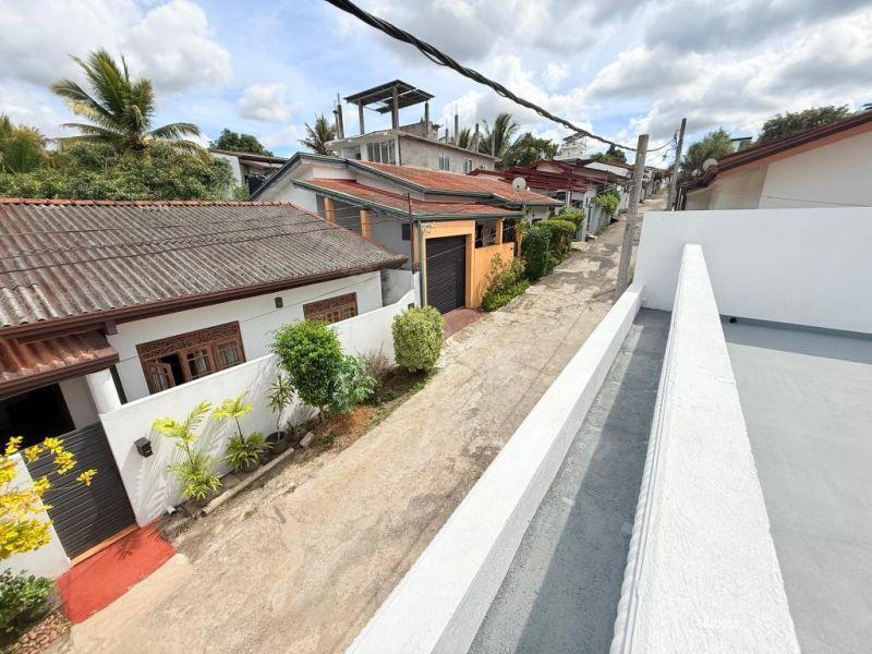 House for sale in Malabe