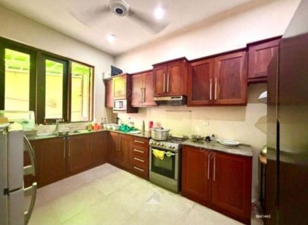 Kitchen - House for Sale on Jambugasmulla Road, Nugegoda (HSSH139)