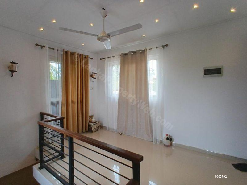 House for sale in Ja Ela
