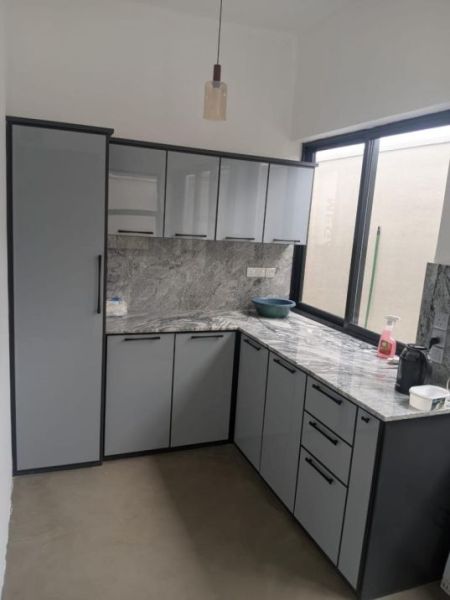 Kitchen - Luxury 4 Bedroom House for Rent in Malabe / LKR 400,000 Monthly (EM066AT)